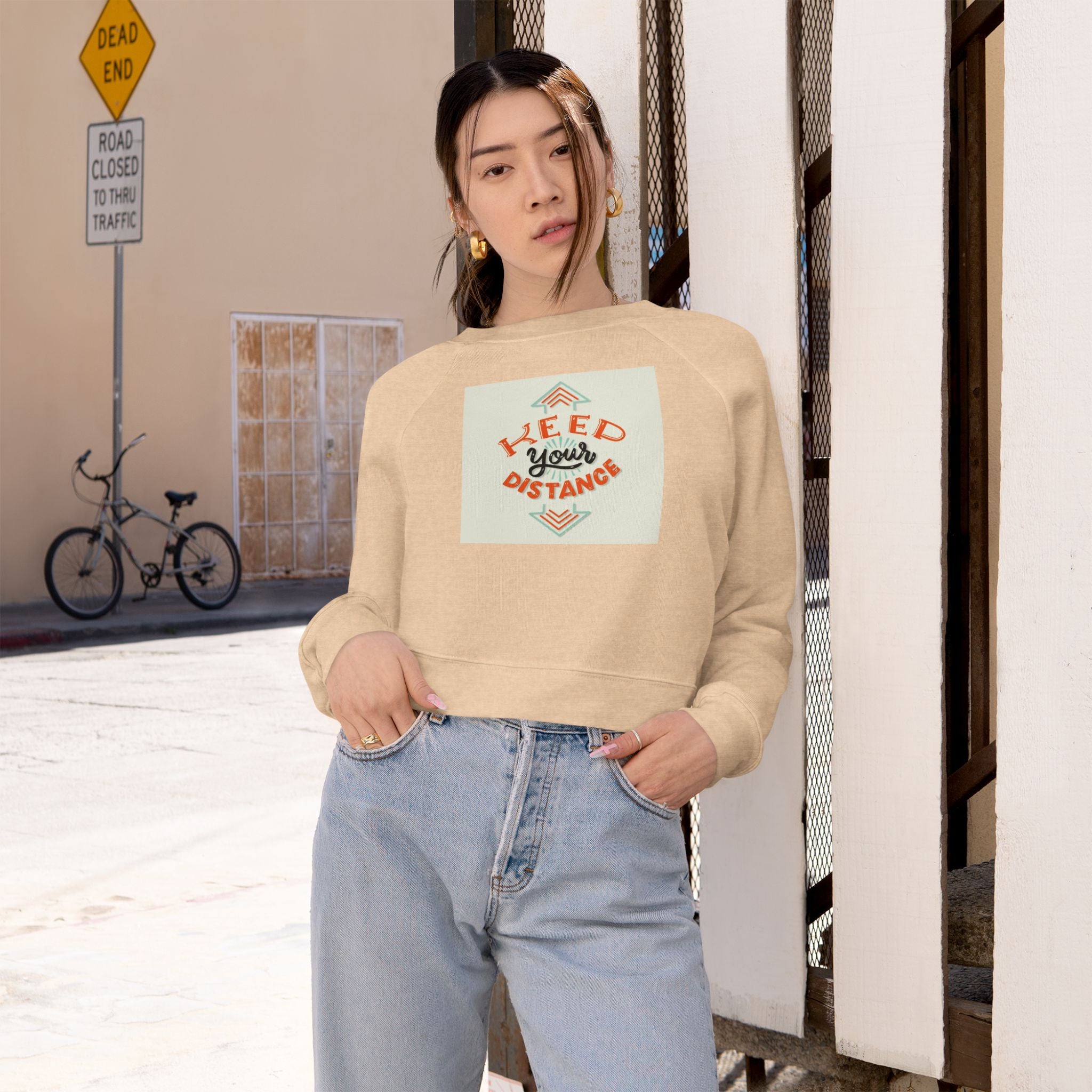 Cropped Pullover — "Keep Your Distance" Retro Graphic - Image 7