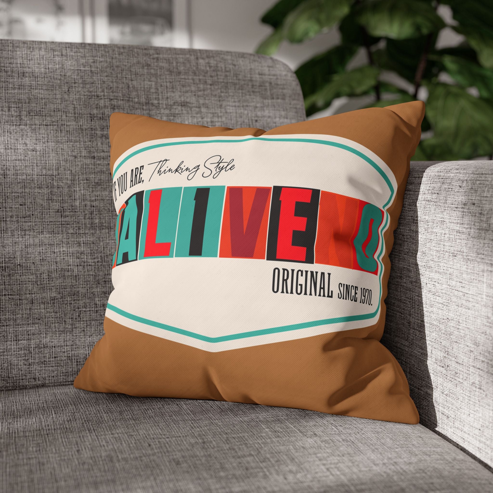 Balivene Vintage Badge Square Pillowcase – Retro Coastal Throw Pillow Cover